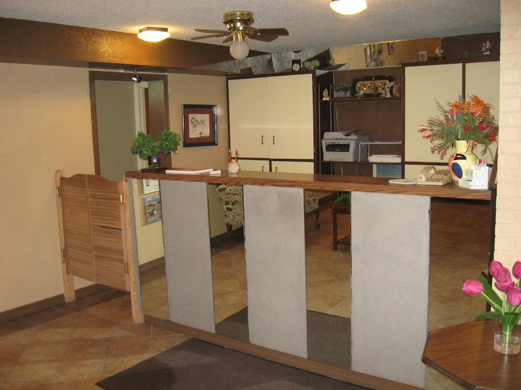 Candlelight Inn Scottsbluff Extérieur photo