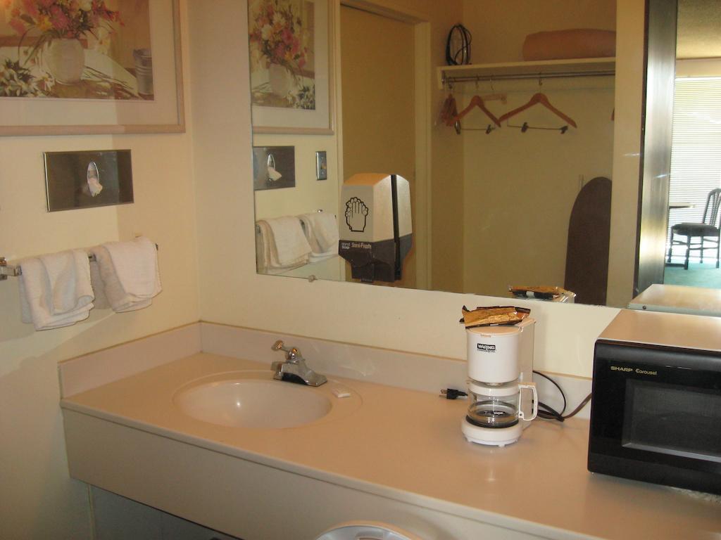 Candlelight Inn Scottsbluff Extérieur photo