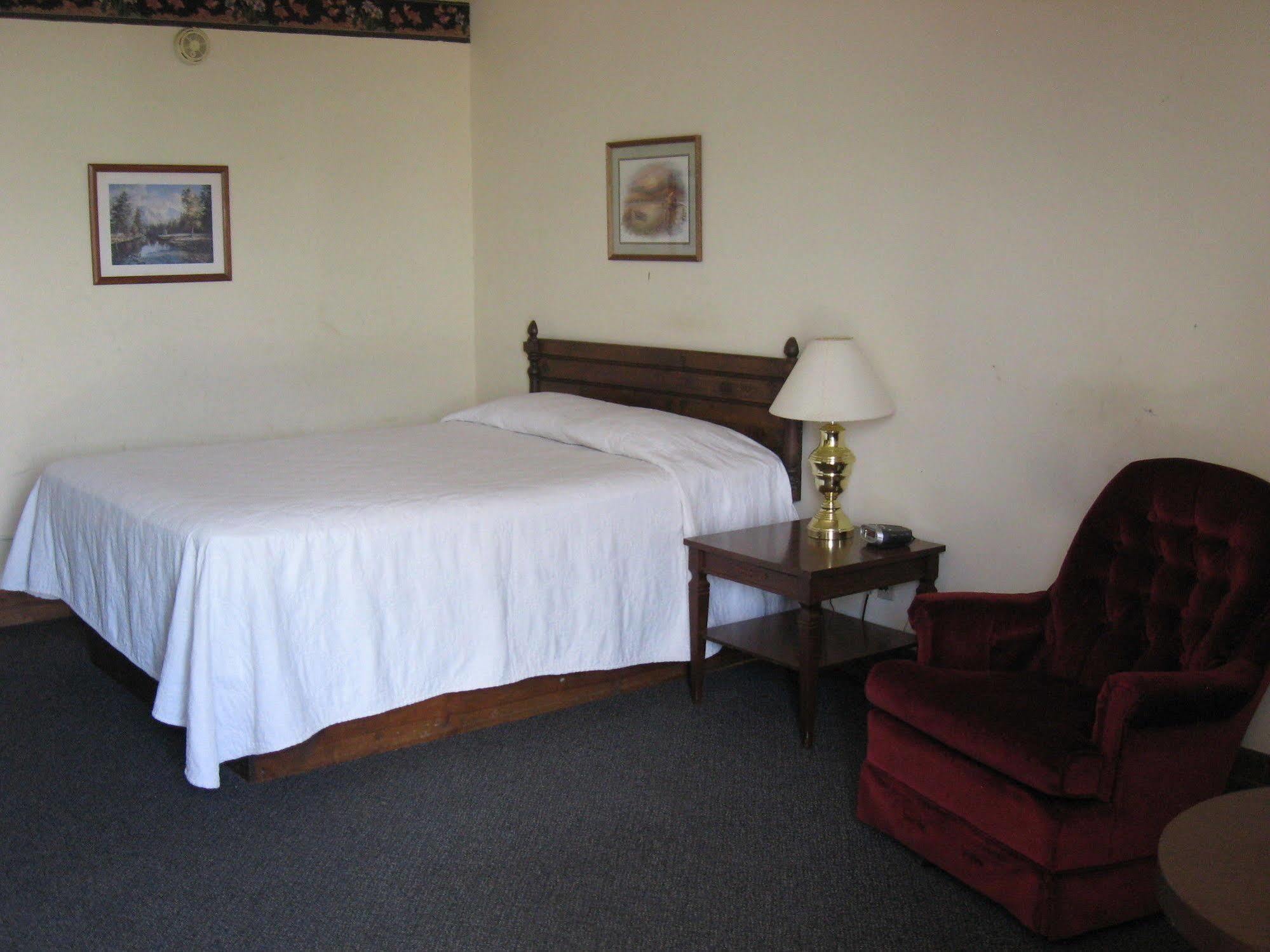 Candlelight Inn Scottsbluff Extérieur photo